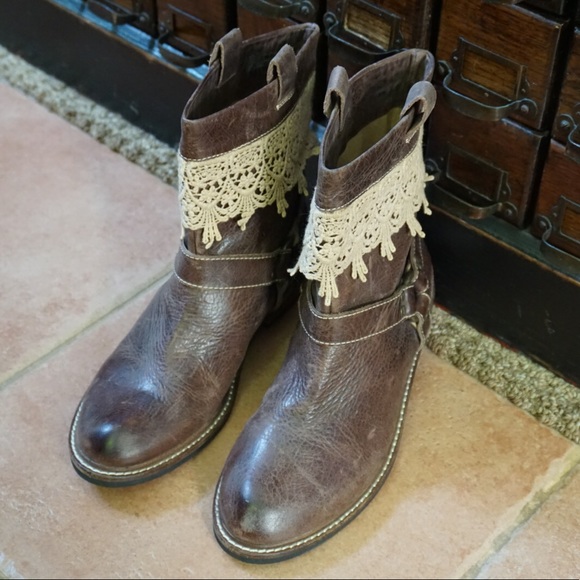 Anthropologie Shoes - Anthropologie Latigo Crochet Moto Zephyr Boots